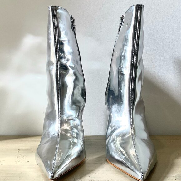 SCHUTZ Asya Wedge Silver Boots SIZE 9, Pre-owned Excellent Condition. 4.5" Heel - Picture 2 of 11
